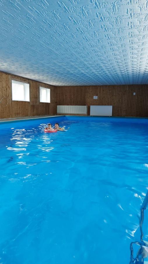 Ferienwohnung Am Waldsee Mit Schwimmbad แกร์นสบาค ภายนอก รูปภาพ
